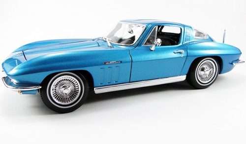 1965 Chevrolet Corvette 1/18 die cast model.