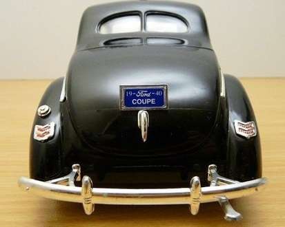 1940 Ford Sedan 1/18 die cast model.