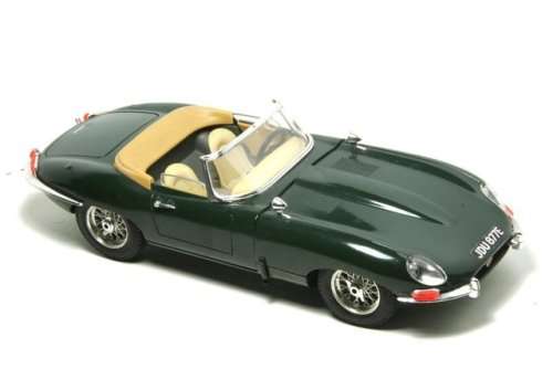 1961 Jaguar E-Type Boxed 1/18 die cast model