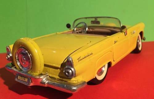 1956 Ford Thunderbird die cast model