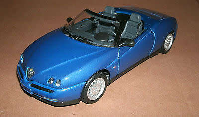 1995 Alfa Romeo Spider 1/18 Boxed die cast model