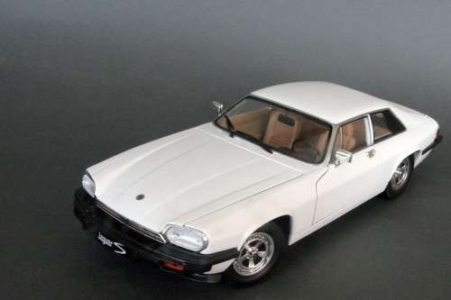 1975 Jaguar XJS 1/18 die cast model