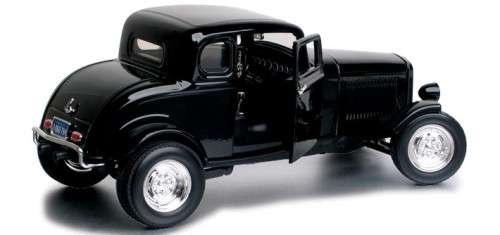 1932 Ford Coupe 1/18 Boxed die cast model