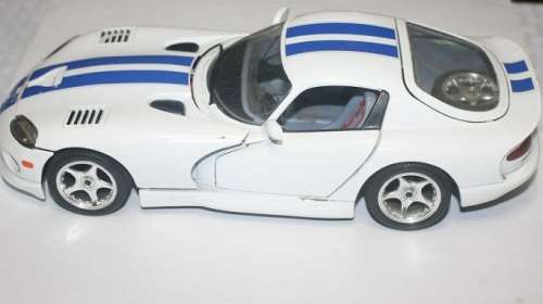 Dodge Viper GTS Coupe 1/18 die cast model