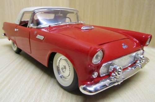 1955 Ford Thunderbird 1/18 die cast model