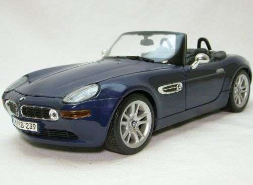 BMW Z8 Roadster 1/18 die cast model.