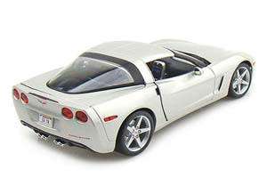 2005 Chevrolet Corvette Coupe BOXED 1/18 die cast model