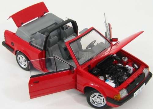 1984 Ford Escort MK3 GL 1/18 BOXED die cast model