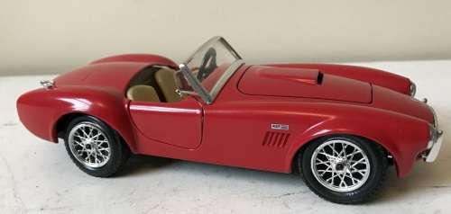 1965 Ford AC Cobra die cast model