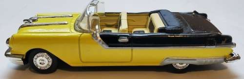 1955 Pontiac Starchief die cast model
