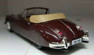 1954 Jaguar Xk140 Convertible die cast model