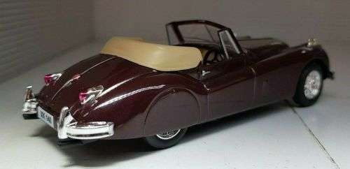 1954 Jaguar Xk140 Convertible die cast model