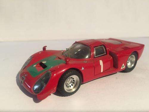 Alfa Romeo Tipo 33 Spider die cast model