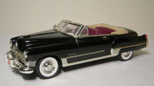 1949 Cadillac Coupe deVille Boxed 1/18 die cast model.