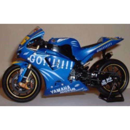Valentino Rossi Yamaha YZR M1 die cast model