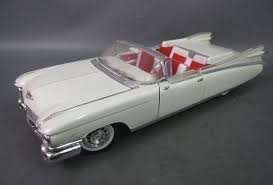 1959 Cadillac Eldorado Biarritz 1/18 Boxed die cast model.