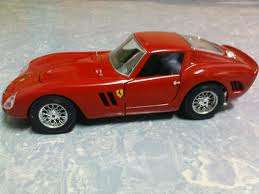 Ferrari 250 GTO 1/18 Die Cast Model