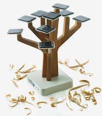 SOLAR POWER TREE CHARGER