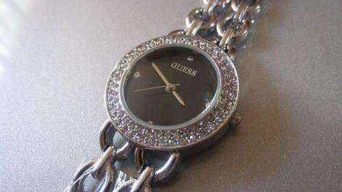 LADIES GUESS WATCH - BLACK ROUND DIAMOND FACE!!!