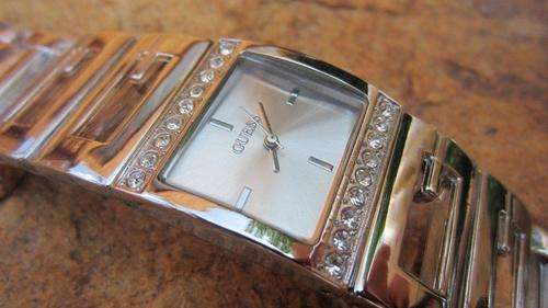 GUESS LADIES WATCH - SILVER SQUARE WHITE FACE!!! NEW ARRIVAL!!! LAST ONE!!