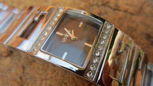 GUESS LADIES WATCH - SILVER SQUARE BLACK FACE!!! NEW ARRIVAL!!!