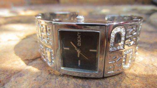 DKNY LADIES WATCH - ELEGANT BLACK SQUARE FACE!! NEWEST ARRIVAL!!! LAST ONE!!