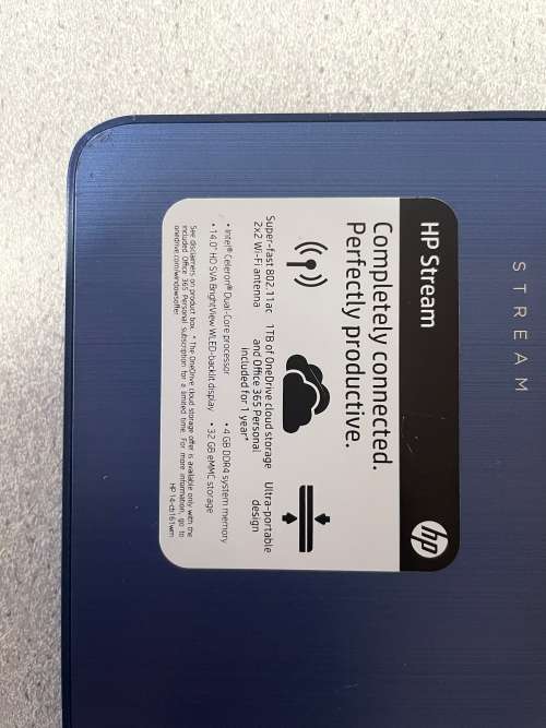 HP Stream 14 Laptop