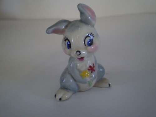 WADE HAT BOX ORNAMENT, THUMPER 1957