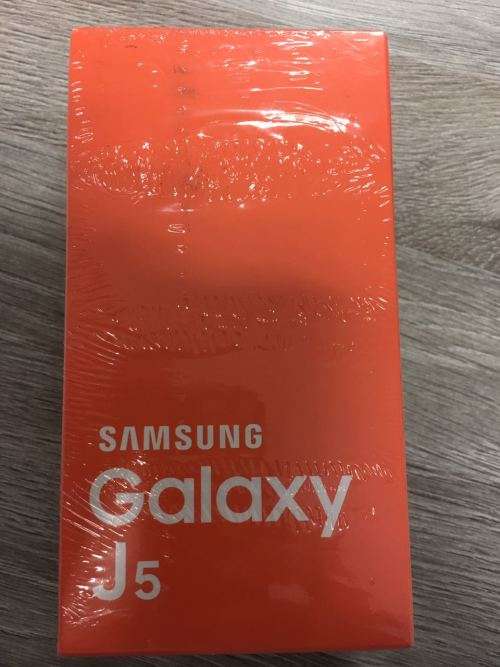 Samsung Galaxy J5 Black - brand new sealed in box