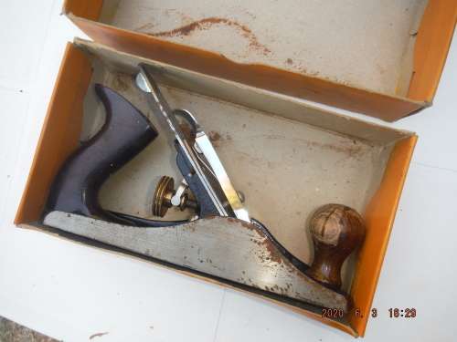 Small woodworking plane