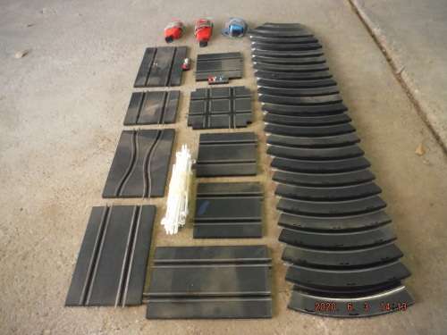SPEEDTRAX. Slot car tracks