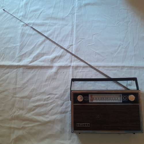 Vintage Radio OMEGA