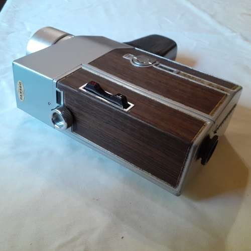 Vintage Movie Camera. CINEMAX C-4D2