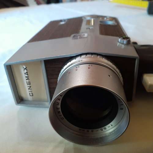Vintage Movie Camera. CINEMAX C-4D2