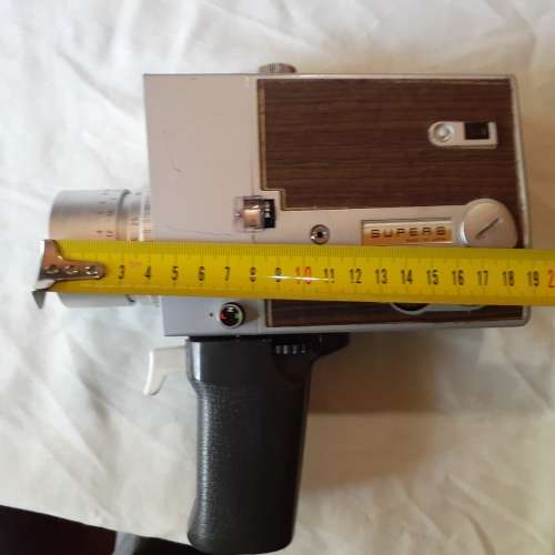 Vintage Movie Camera. CINEMAX C-4D2