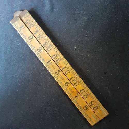 Vintage Boxwood Rule