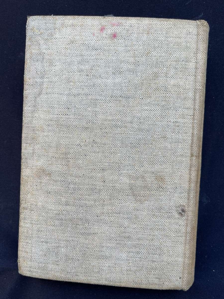 ALL QUIETE ON THE WESTERN FRONT. Erch Maria Remarque