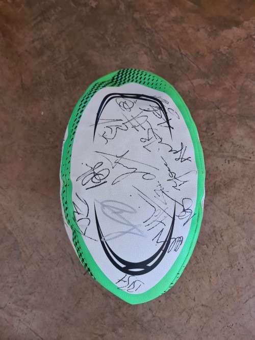 2018 SIGNED ALL BLACK RUGBY  BALL SIZE 10 +++ NO RESERVE _++