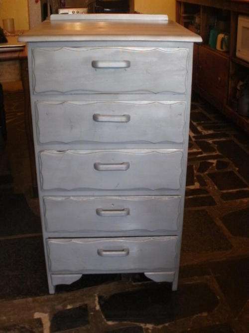 %%% clearance%%% CHEST OF DRAWERS PAINTED SILVER