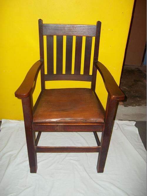 TEAK HIGHBACK CARVER