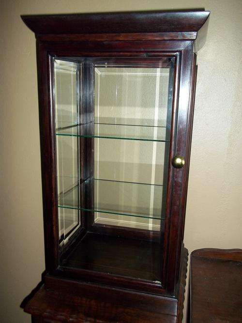 Beautiful beveled Oregon Showcase