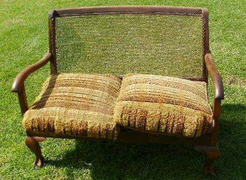 A VERY NICE BALL AND CLAW DOUBLE SEATER CHAIR STARTING AT R1