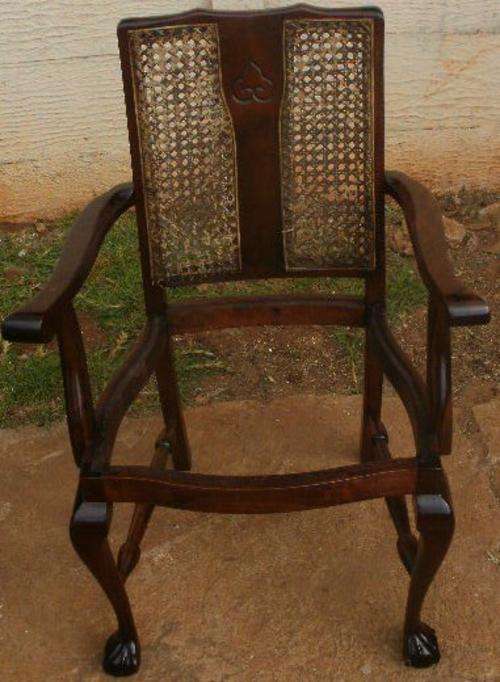 IMBUIA BALL & CLAW = SOMETHING SPECIAL