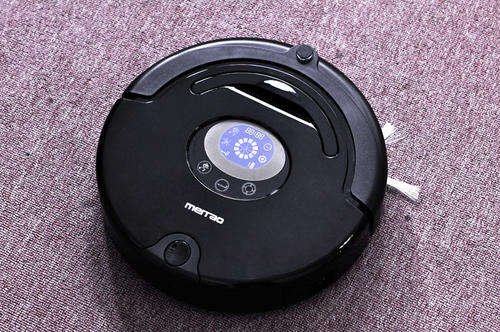 Robot Vacuum Cleaner "Hurricane" - Auto Recharging Station, Ultra Silent, UV Disinfectant