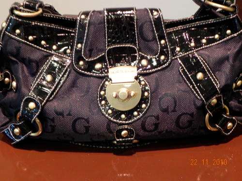 ***SPECIAL*** Guess Handbag