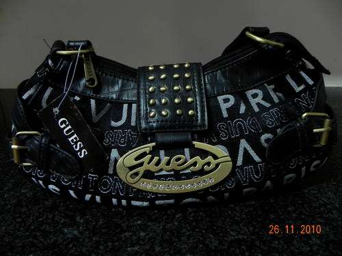 ***SPECIAL*** Guess Handbag