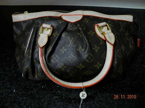 ***SPECIAL*** Louis Vuitton Handbag