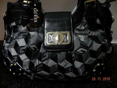 ***SPECIAL*** Guess Handbag