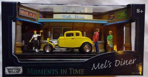 Motormax Moments in time: "Mels Diner" 1:64 DIORAMA
