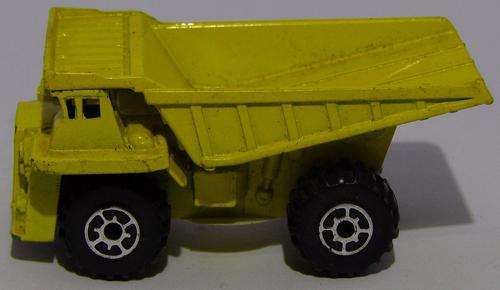 Road Champs Dump Truck